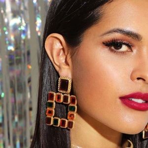 Gorgeous statement earrings